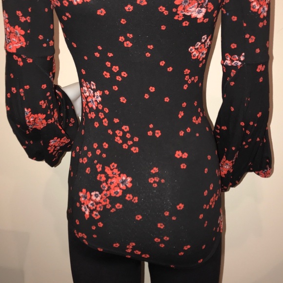 NWT- Free People Twist-Sleeve Top - Picture 5 of 5